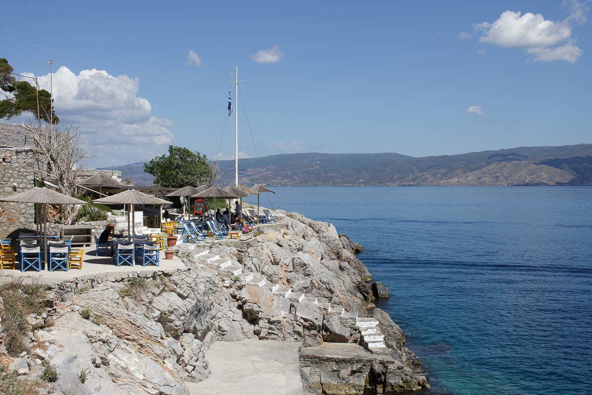 hydra-island-spilia-beach-bar-greece
