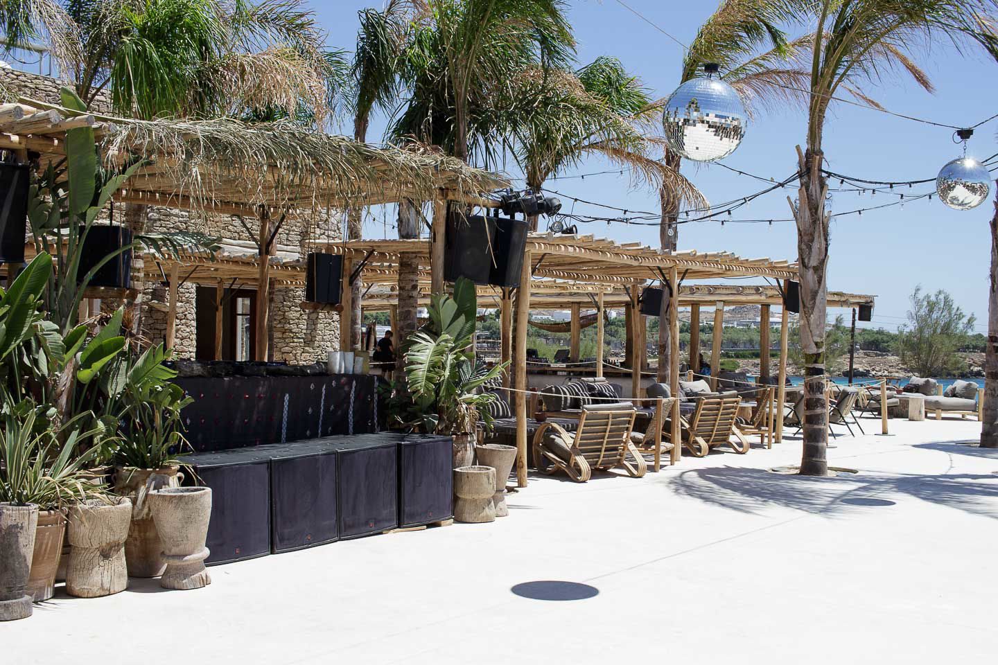 mykonos-best-beach-bars-scorpios
