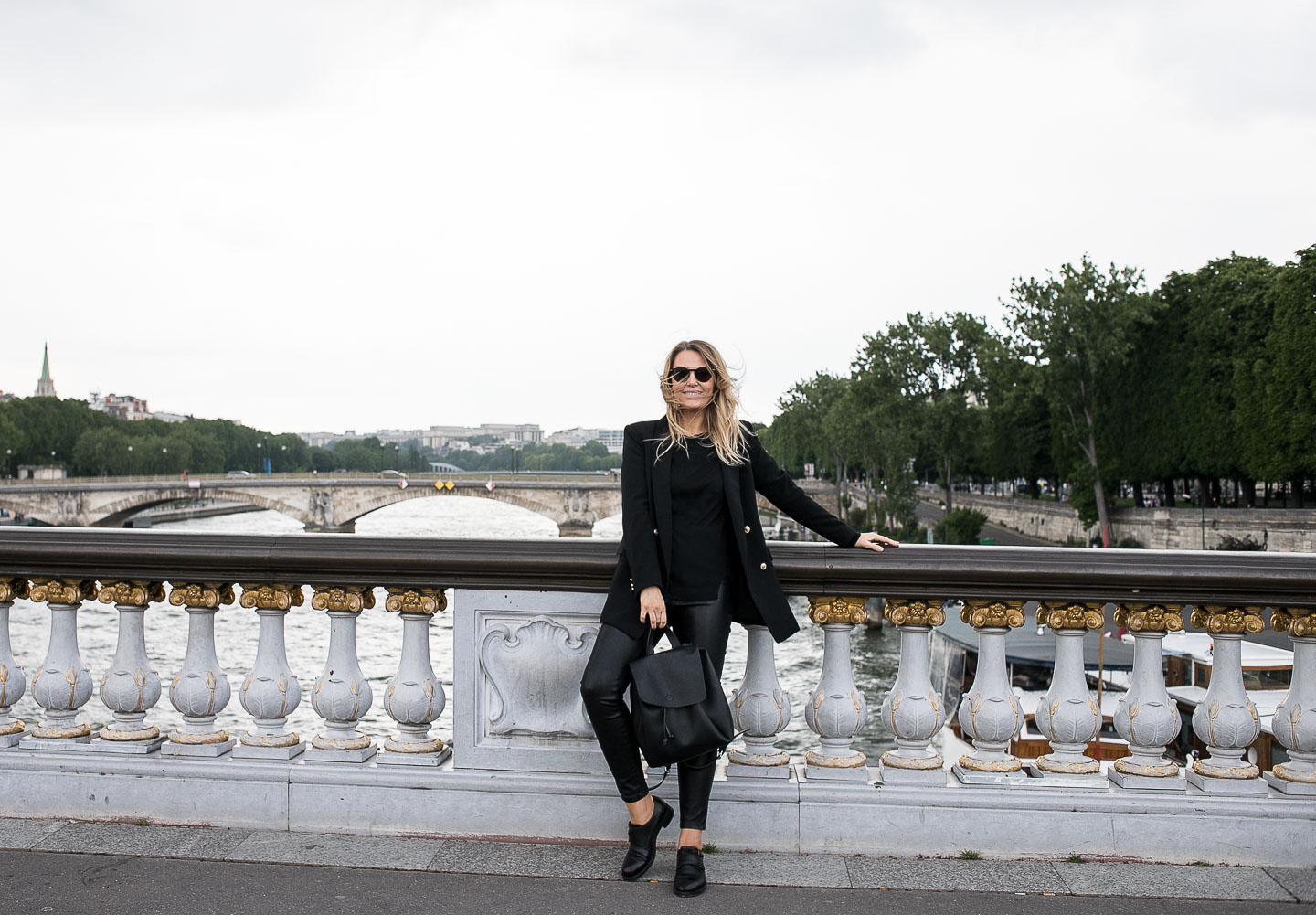 paris black outfit monochrome